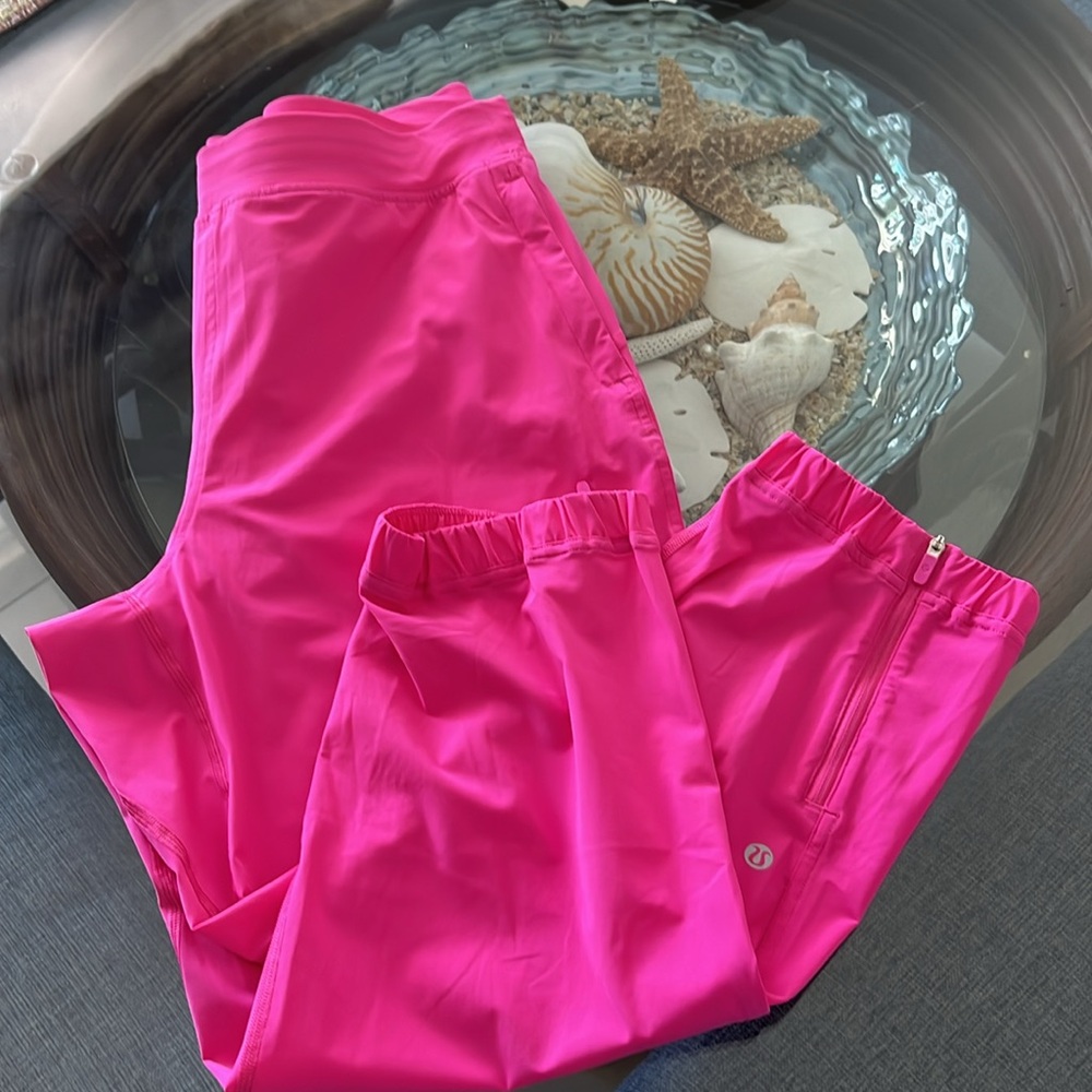 Lululemon Adapted State Cropped HR Jogger Pants EUC 💃🏻